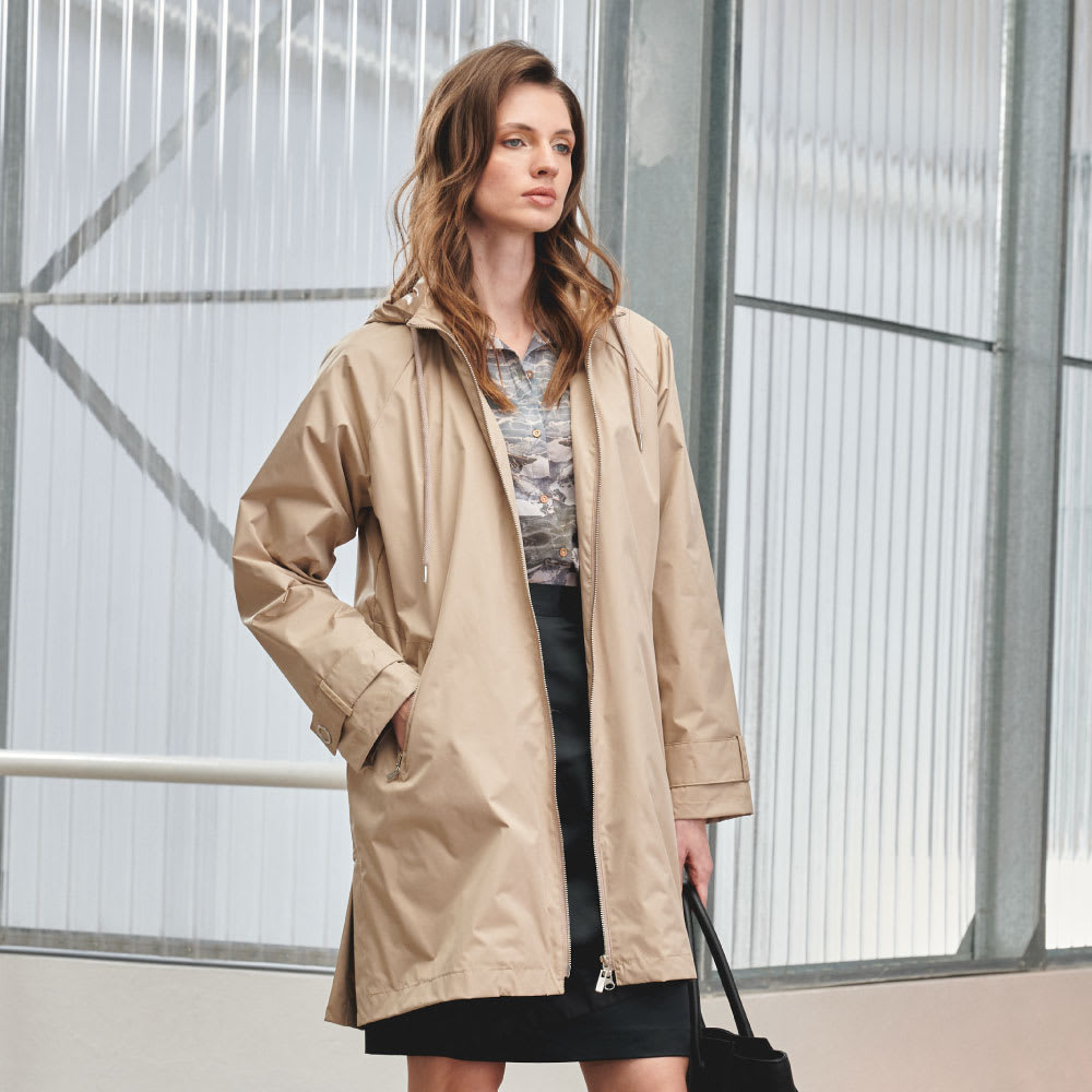 Impermeable Roseway Camel