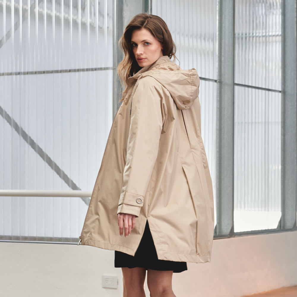 Impermeable Roseway Camel