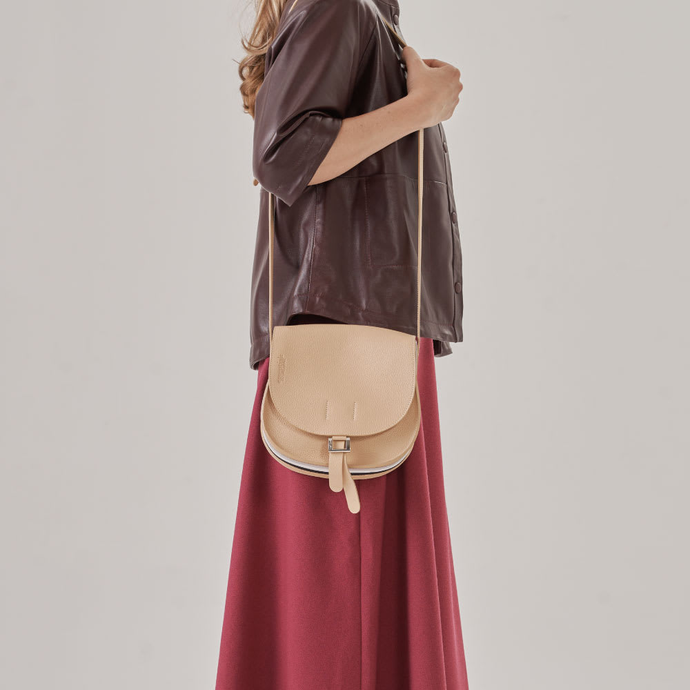 Cartera Essential Camel Flouter