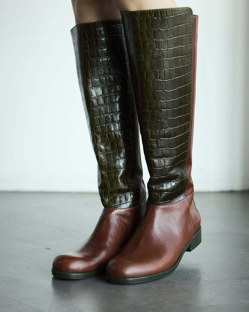 Zapato Bota Puya para mujer hecho a mano. Talles 36 al 40. Hecho a mano, diseño argentino, exclusivo, heredable y atemporal.