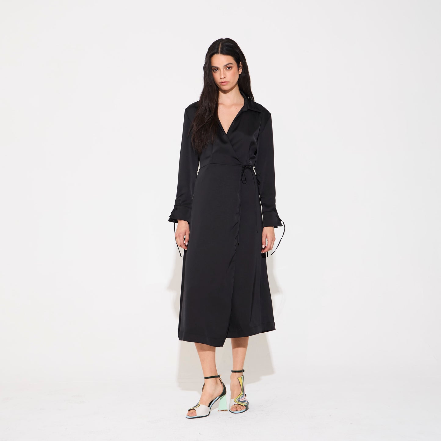 Vestido Capella Black NERATTA