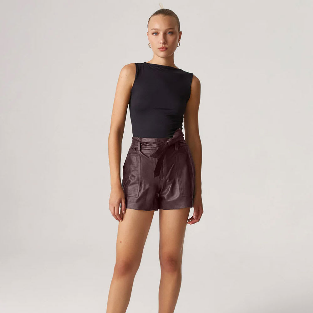 Short Alexa Bordo