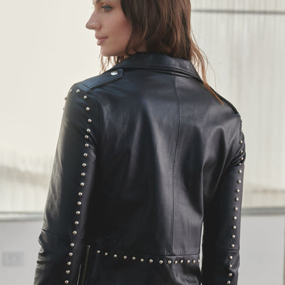 Chaqueta Biker Cuero Negro y Tachas